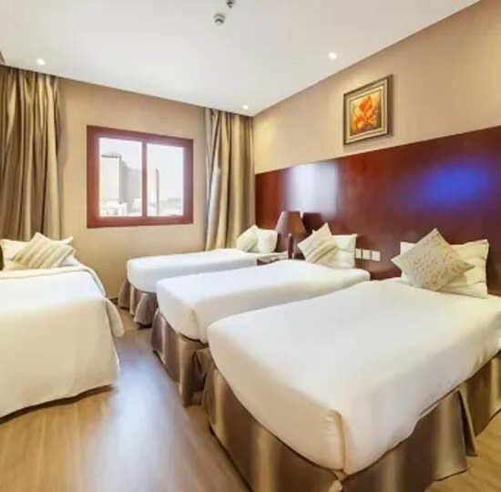 Land Premium Hotel