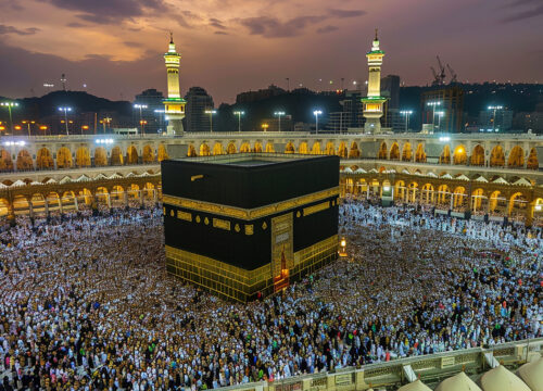 Umrah Rules: Male vs Female Pilgrims