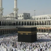 Common Umrah Booking Mistakes Pakistani Pilgrims Should Avoid