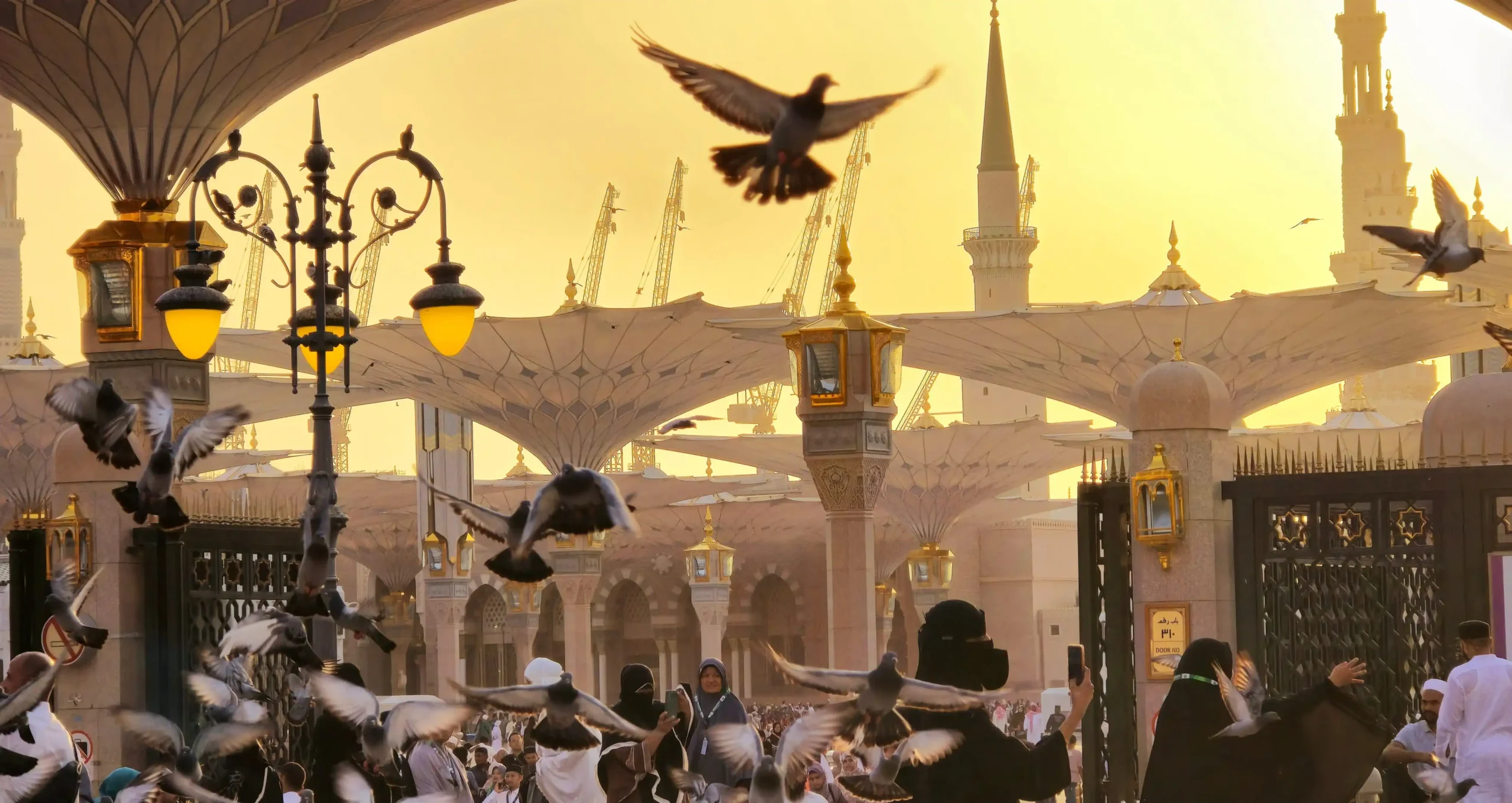 How to Choose the Best Umrah Travel Agency in Pakistan