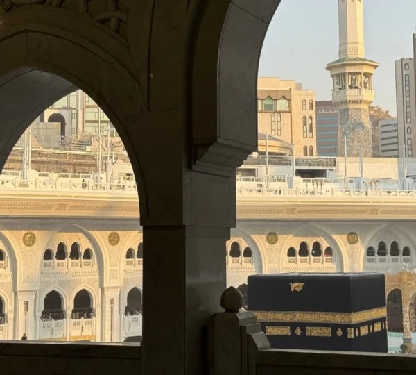 booking Umrah early from Pakistan